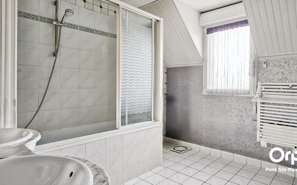 Maison à vendre    4 pièces • 90 m2 Pont-Sainte-Maxence