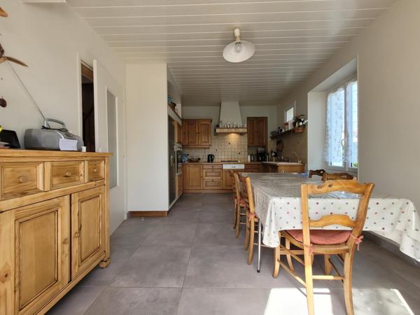 MAISON 5 PIÈCES 190 M2
