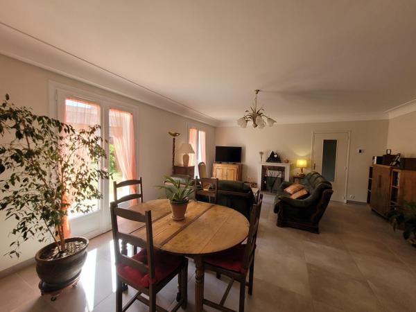 MAISON 5 PIÈCES 190 M2