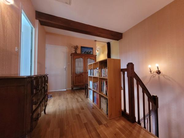 MAISON 5 PIÈCES 190 M2