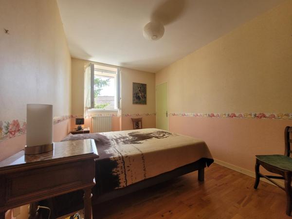 MAISON 5 PIÈCES 190 M2