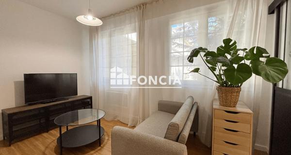 Location Studio meublé 29.69 m² - Sceaux 92330