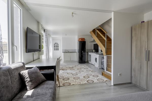 Immeuble
        
        - 240 m² Exclusivité