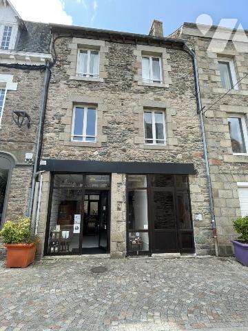 A VENDRE IMMEUBLE - 2250 PAIMPOL