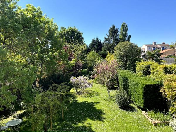 Maison avec jardin 190 m² Cahors centre ville