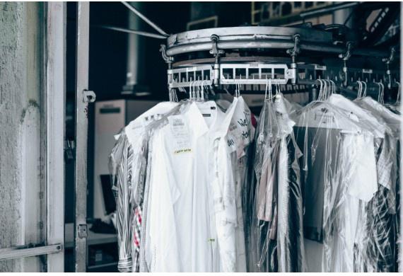 Fonds De Commerce - 98 m²