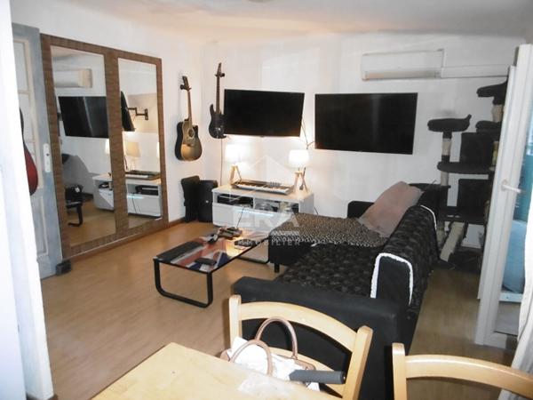 Maison divisée en 3 appartements avec Jardin, terrasse et garage