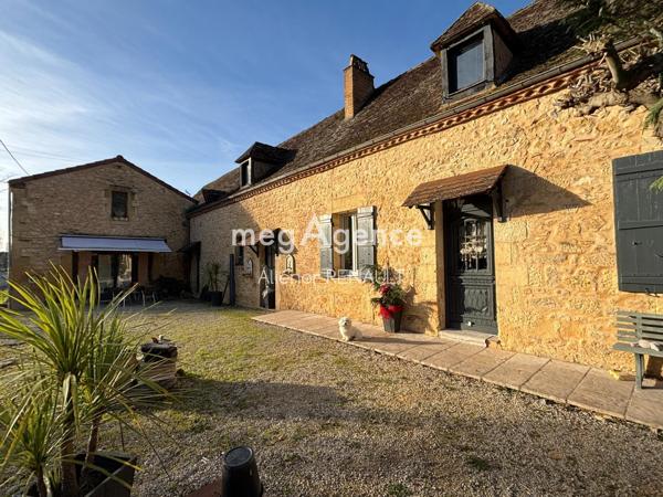 Maison à LALINDE, 24150 - 11 pièces 320m²