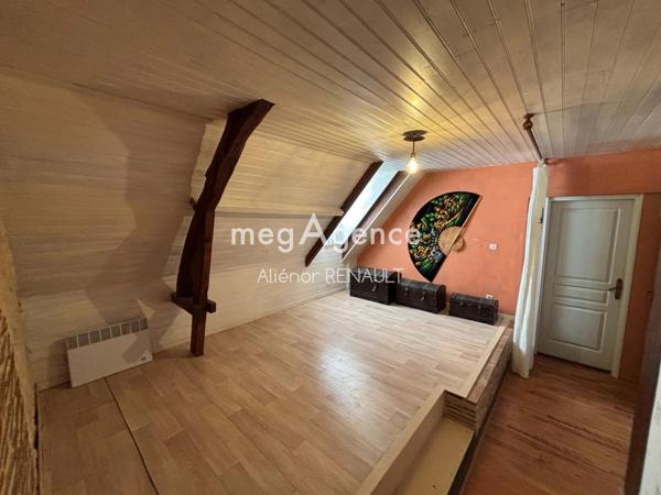 Maison à LALINDE, 24150 - 11 pièces 320m²