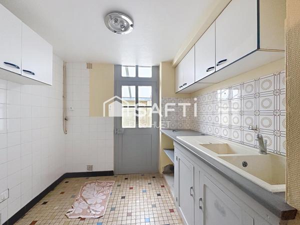 CENTRE VILLE, 4 CHAMBRES, PAS DE JARDIN