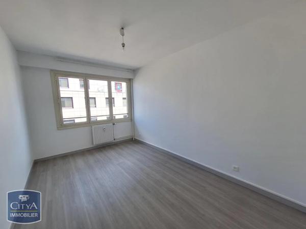 Appartement à louer 2 pièces 53.28m² Limoges (87000)