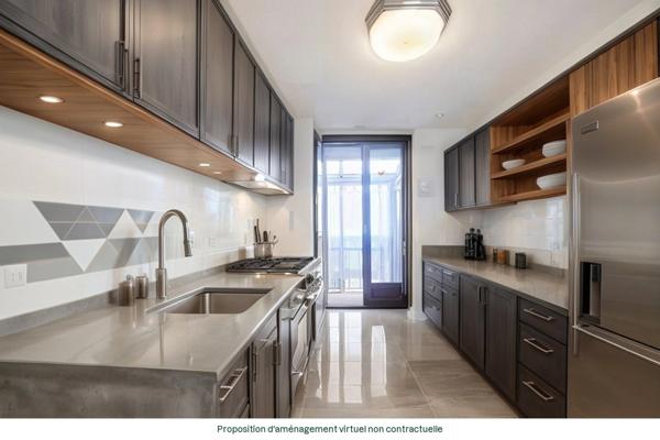 Maison familiale 7 pièces, 2 appartements et local professionnel – À 10 minutes à pied de l’océan SAINT JEAN DE LUZ (64)