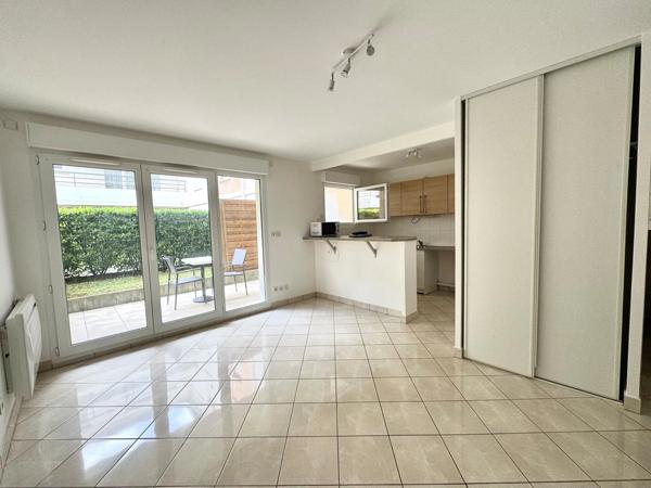 Location                                                      Appartement
                        
                     1 pièces                      26 m2                     à L'Isle-Adam