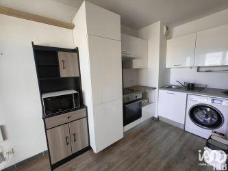 Location appartement 2 pièces 44 m² Marseille 3