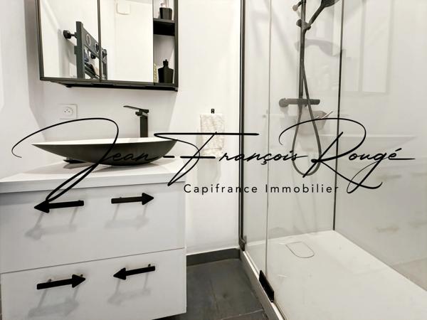 Centre de Granville, appartement T2 de 41 m² refait à neuf