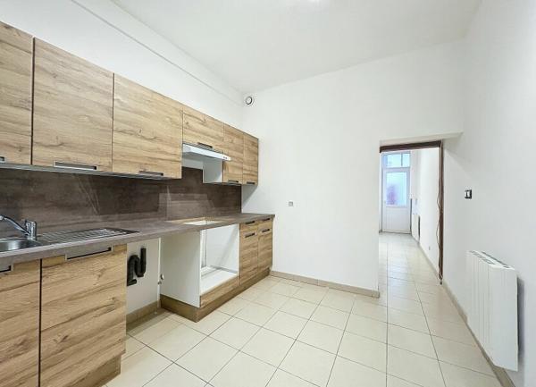 Maison à louer    3 pièces • 48,33 m2 Jouy-le-Châtel