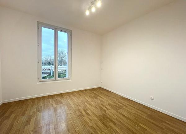 Maison à louer    3 pièces • 48,33 m2 Jouy-le-Châtel