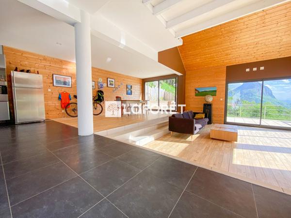 Achat maison près de PROVEYSIEUX - 5 pièce(s) - 160 m² - 430 000 €