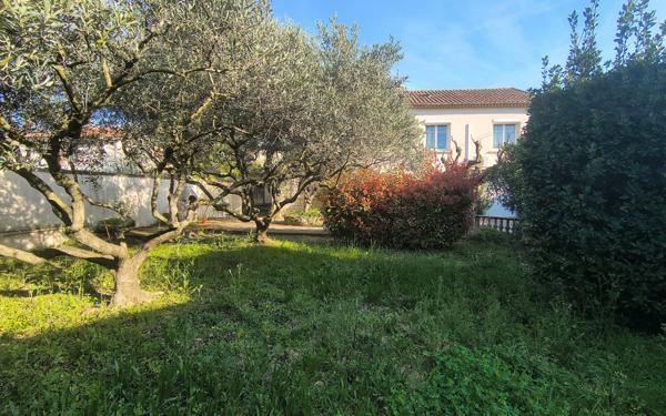 Maison à vendre    6 pièces • 140 m2 Sorgues