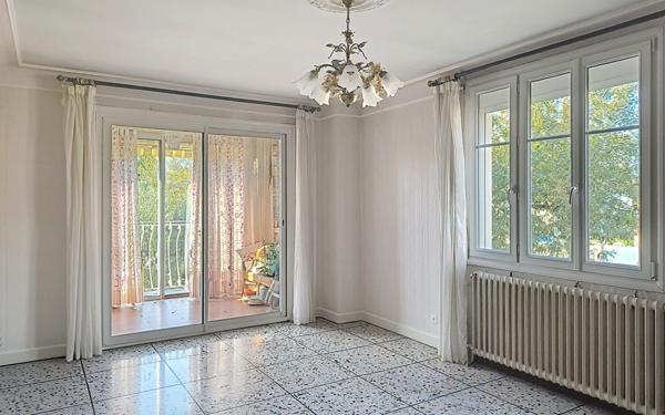 Maison à vendre    6 pièces • 140 m2 Sorgues