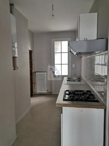 Location appartement Angouleme (16000), 63.00m² avec 3 pièce(s) dont 2 chambre(s). Agence Allard Brimeaud