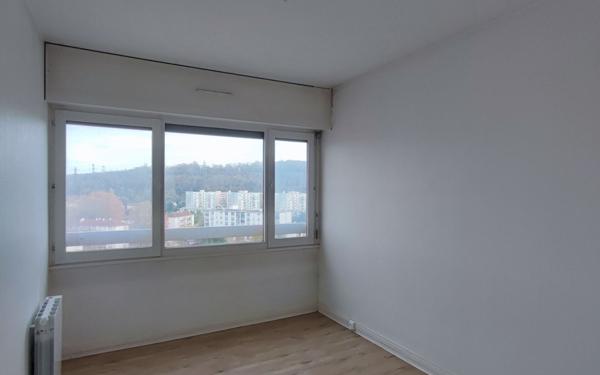 Appartement à louer    3 pièces • 74,28 m2 Chelles