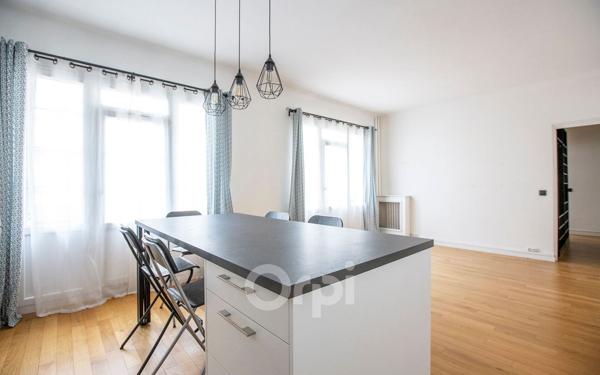 Appartement à vendre    3 pièces • 64,52 m2 Montrouge