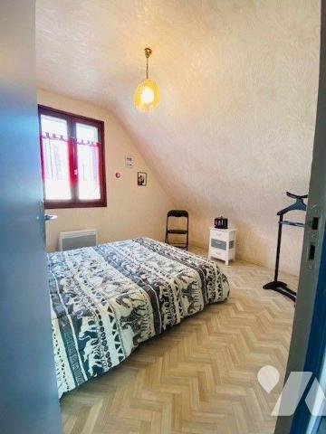 Maison à Vendre à Perros-Guirec (22700) en Côtes-d'Armor (22) de 114 m² habitables sur un terra...