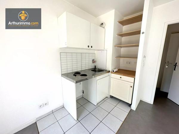 Location                                                      Appartement
                        
                     1 pièces                      30 m2                     à Eaubonne