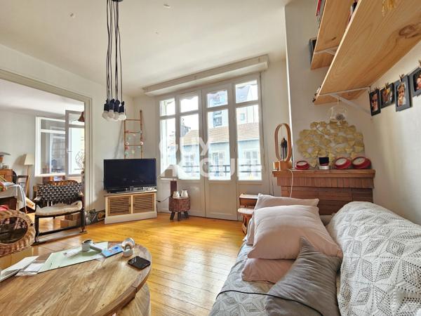 PAU 64000: centre ville T3 loué avec garage et cave