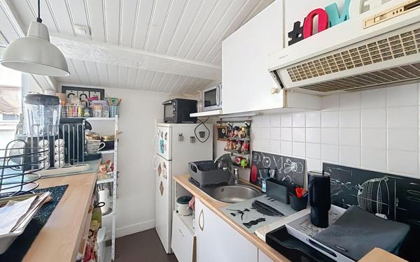 Immeuble à vendre    13 pièces •  La Rochelle