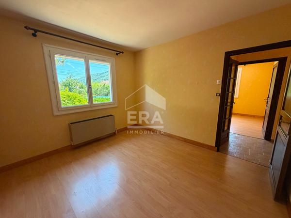 Maison Chirens 5 pièces de 153 m²