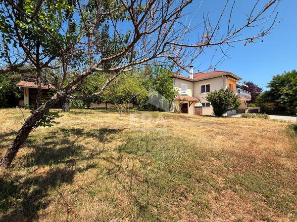 Maison Chirens 5 pièces de 153 m²