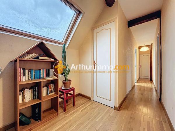 Vente Maison 5 pièces 120 m2 à Jouy-le-Moutier