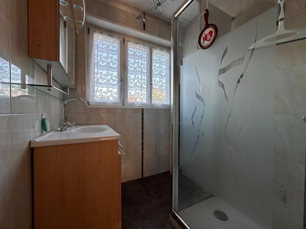 Maison - 5 pièces - 100 m²