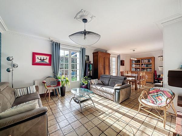 Maison 5 pièces, secteur BOURNY - 3 chambres, garage