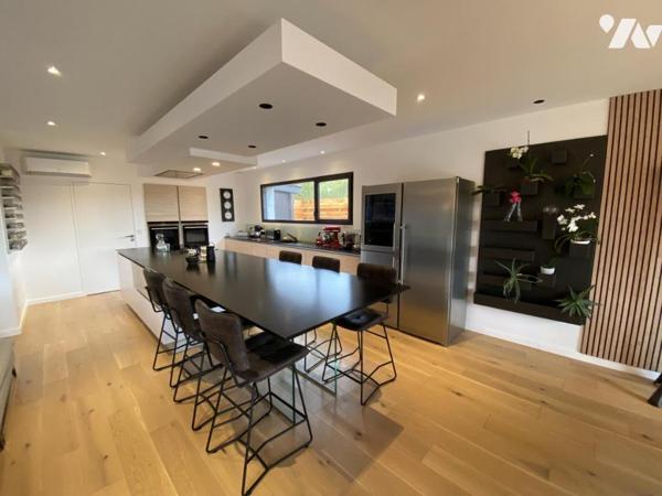 Maison d'architecte avec piscine 