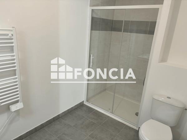 Location Appartement 2 pièces 48.07 m² - 11 AVENUE CHANOINE CARLOTTI Tours 37200