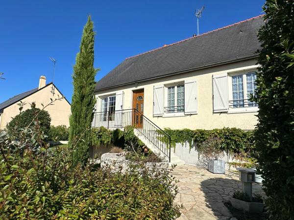 6' SAUMUR, CHACÉ - Maison de 95m² habitables sur sous-sol total 4 chambres, jardin clos