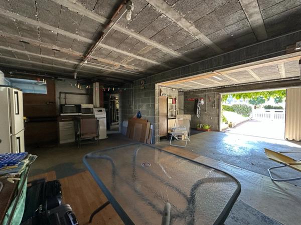 6' SAUMUR, CHACÉ - Maison de 95m² habitables sur sous-sol total 4 chambres, jardin clos