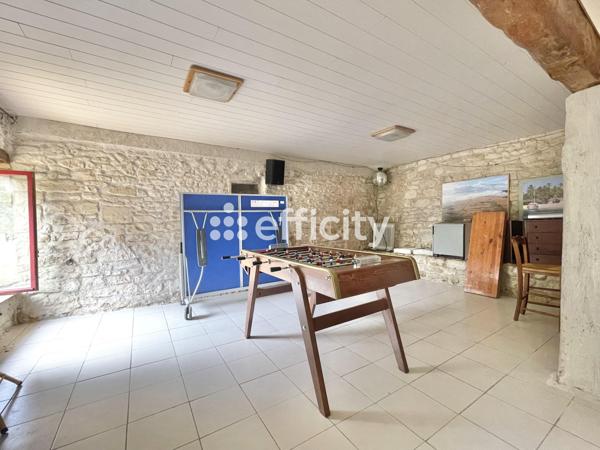 Maison
         10 pièces
        - 400 m² Bien prestige 520 000 € *