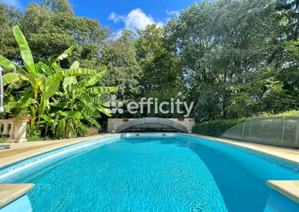 Maison
         10 pièces
        - 400 m² Bien prestige 520 000 € *