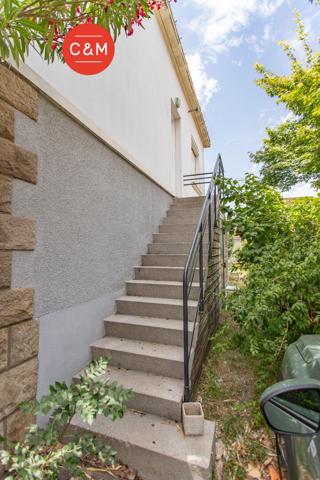 44400 REZE REZE BALINIERE - Maison divisée en trois logements