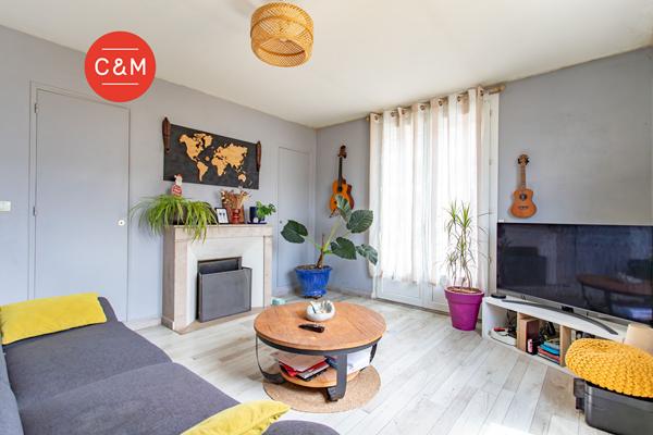 44400 REZE REZE BALINIERE - Maison divisée en trois logements