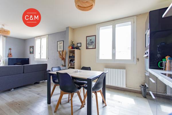44400 REZE REZE BALINIERE - Maison divisée en trois logements