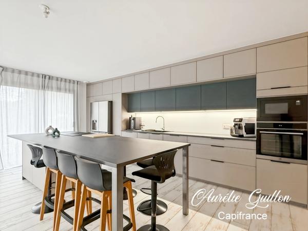 Maison contemporaine 105 m² – Plain-pied – 3 chambres – Garage – Loyat (bourg)