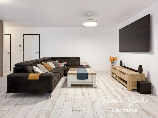 Maison contemporaine 105 m² – Plain-pied – 3 chambres – Garage – Loyat (bourg)