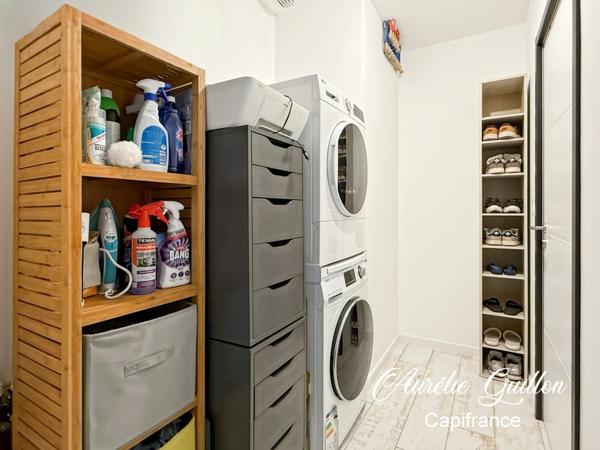 Maison contemporaine 105 m² – Plain-pied – 3 chambres – Garage – Loyat (bourg)