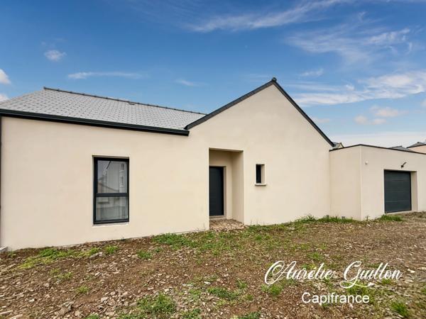 Maison contemporaine 105 m² – Plain-pied – 3 chambres – Garage – Loyat (bourg)