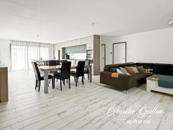 Maison contemporaine 105 m² – Plain-pied – 3 chambres – Garage – Loyat (bourg)